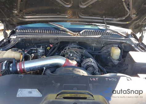 2002 Chevrolet Tahoe Lt z USA, uszkodzony, nr VIN 1GNEK13Z62R281839